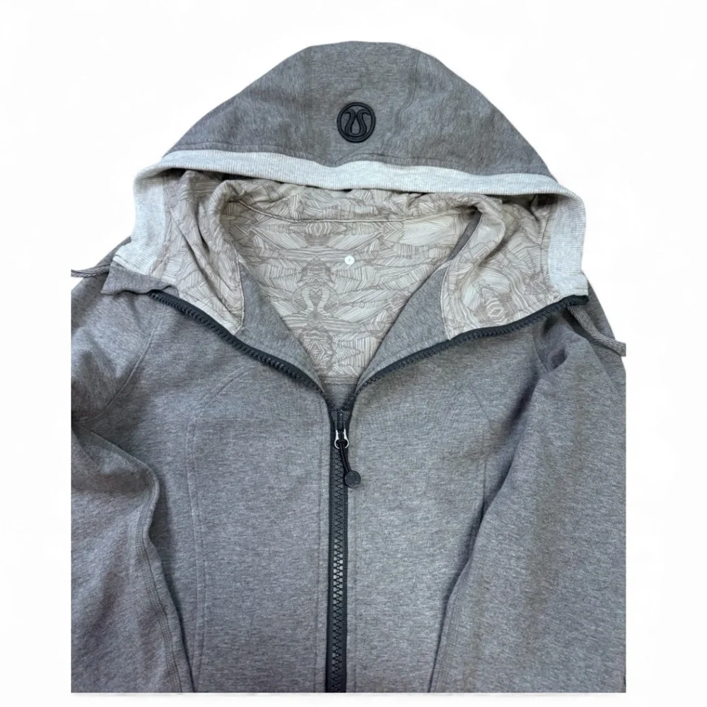 Lululemon Athletica Gray Zip Up Hoodie Sz.8